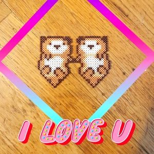 Otter Sprites Holding Hands